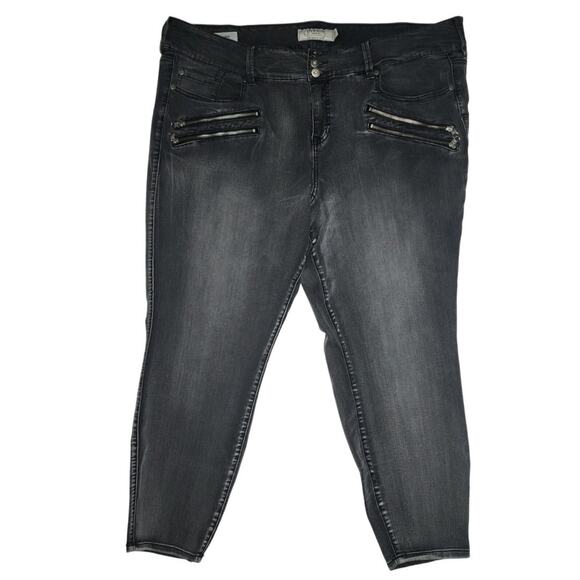 Torrid Premium Denim Womens Skinny Jeans Jeggings Size 26R High Waisted Goth Emo - Picture 1 of 8